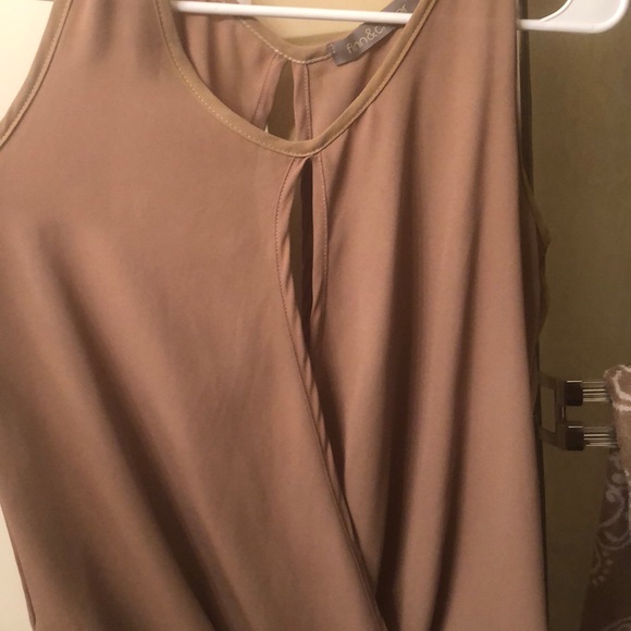 Blouse - Picture 2 of 4